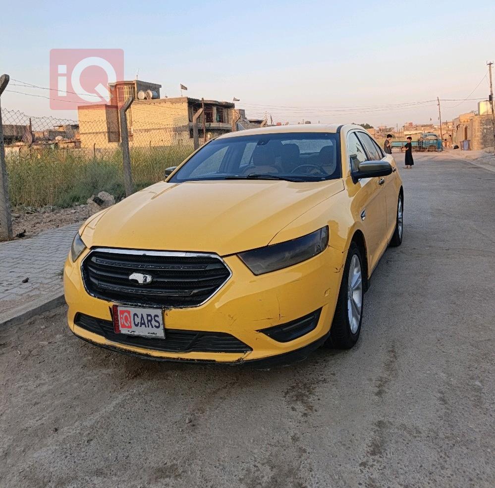 فورد تورس